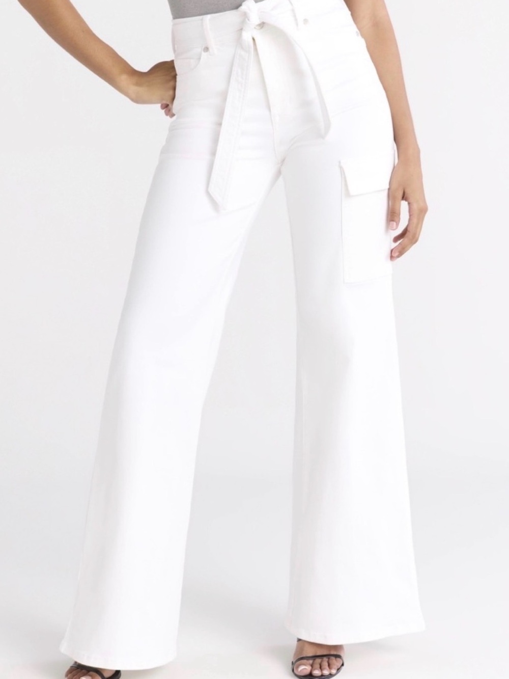 NWT Sofia Vergara Super High Waist Margot White Wide-Leg Cargo with Tie Belt